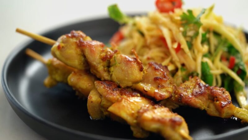 Thai Garlic & Pepper Chicken & Green Mango Salad